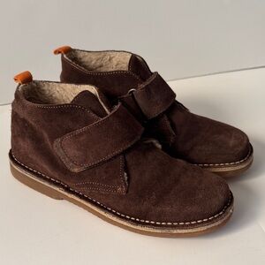 Boys Youth 3 4 Mini Boden Brown Suede Ankle Boots with Strap lined VGC Shoes